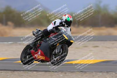 media/Sep-10-2022-SoCal Trackdays (Sat) [[a5bf35bb4a]]/Turn 6 (1140am)/